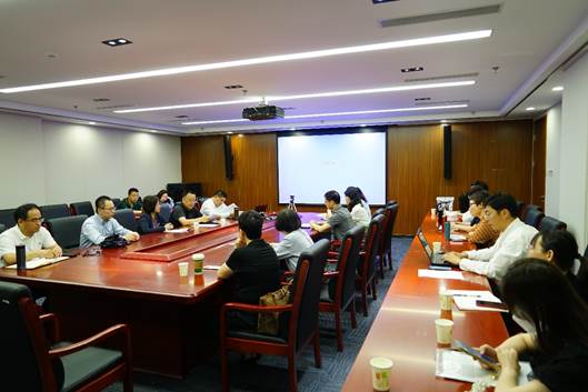 吃瓜网
召开宣布新一届行政领导班子任命会议