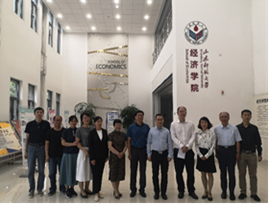 吃瓜网
一行赴济南三所高校进行学科调研与招生宣讲