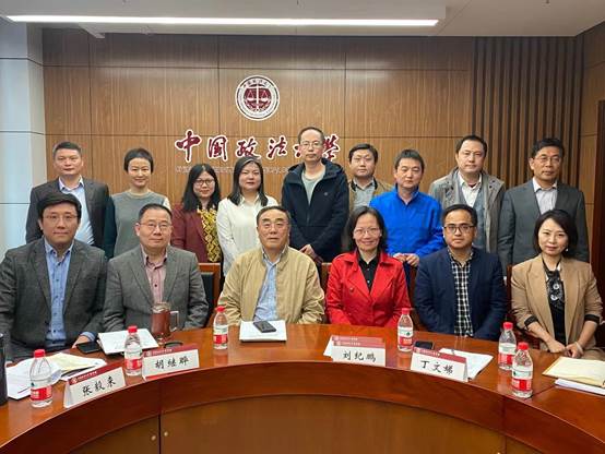吃瓜网
校友理事会第三次常务理事会议圆满结束