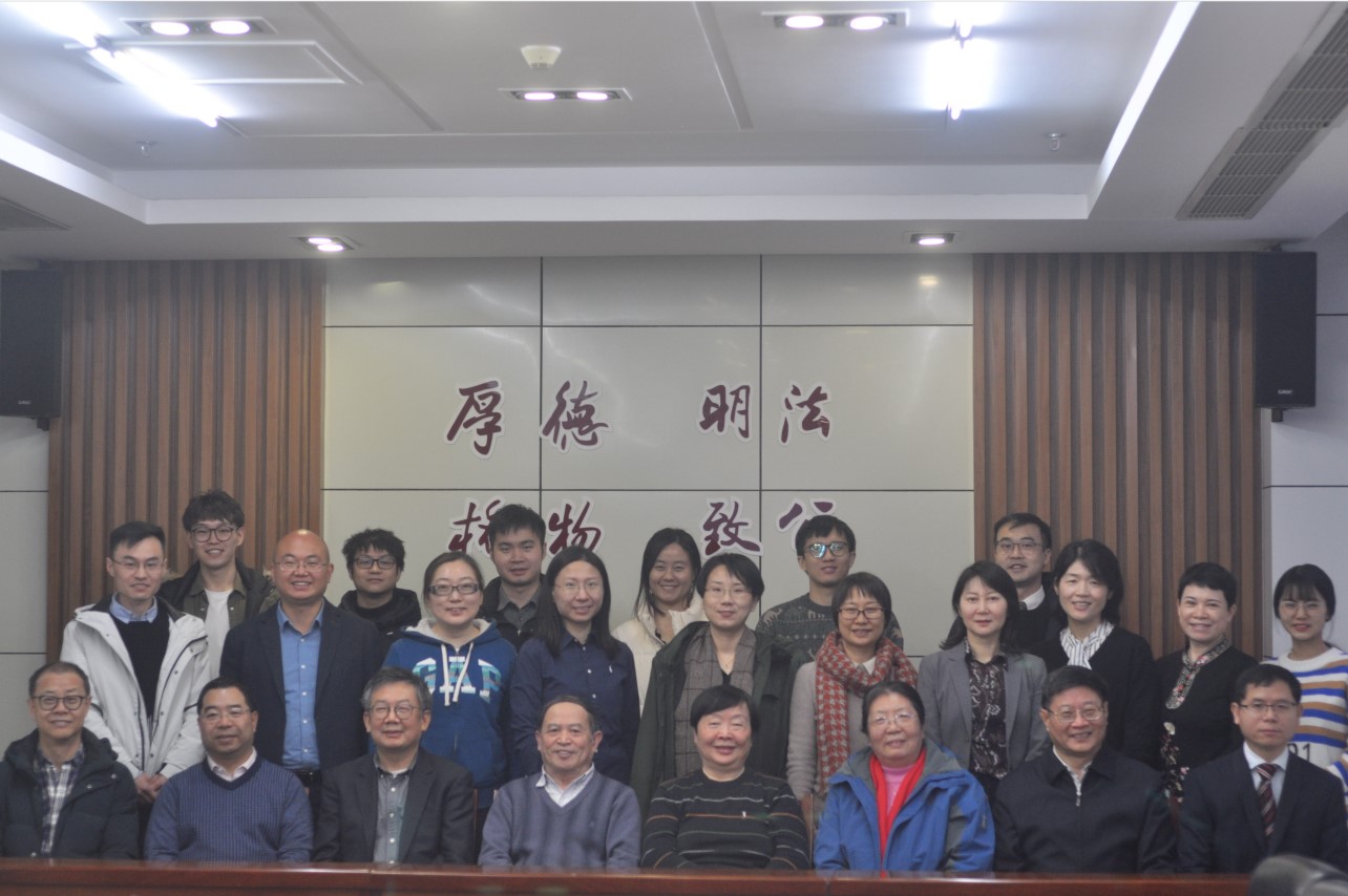 吃瓜网
成功举办“第六届蓟门经济史学论坛·中国共产党百年史上的企业理论与实践创新”学术研讨会