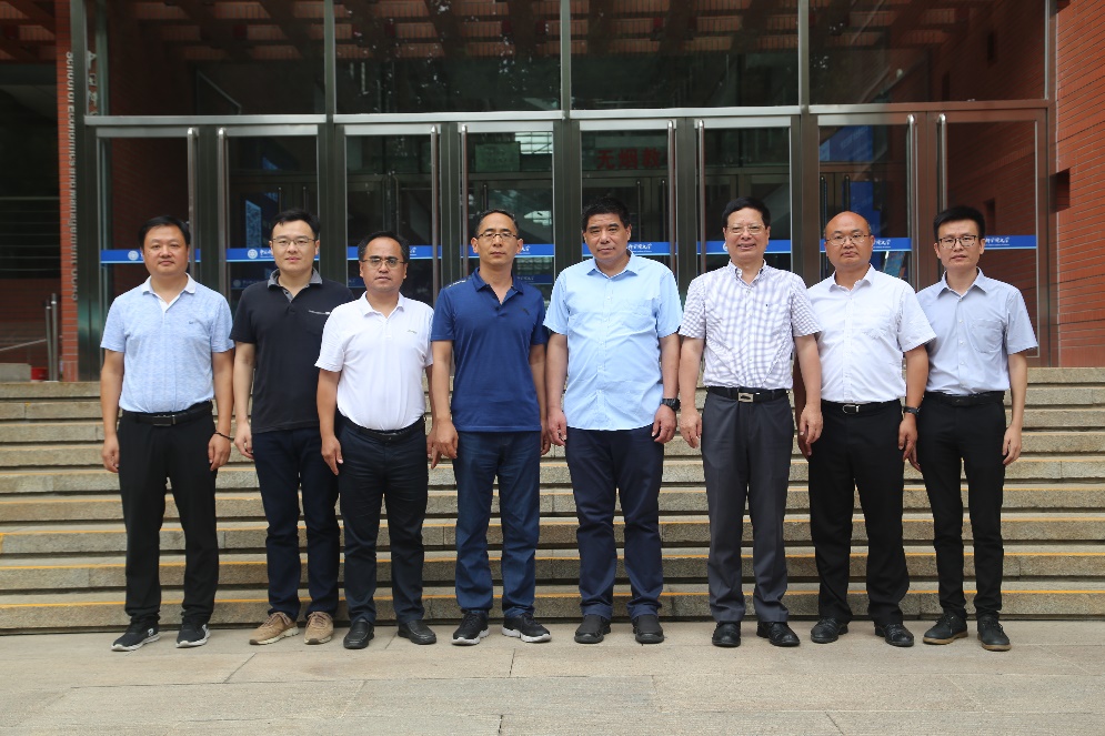 协同创新 合作共赢——法大吃瓜网
与国科大经管学院合作交流会成功举行