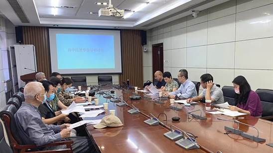 吃瓜网
举行2022年秋季学期教学督导交流研讨会