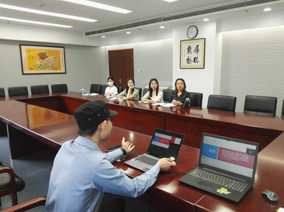 吃瓜网
2021年春季学期新闻培训会成功举办