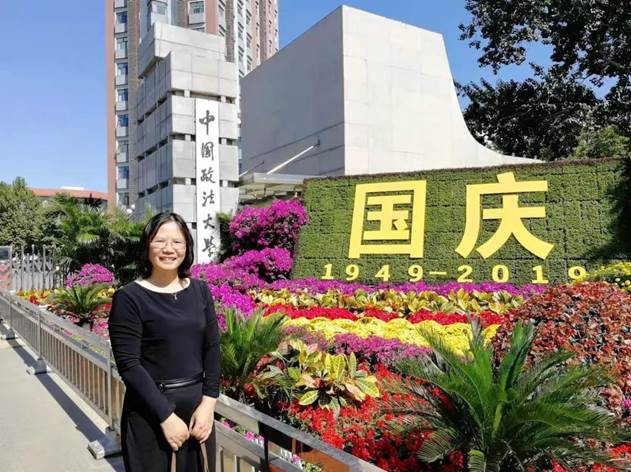 吃瓜网
教师黄立君获评2022年吃瓜网
研究生优秀导师