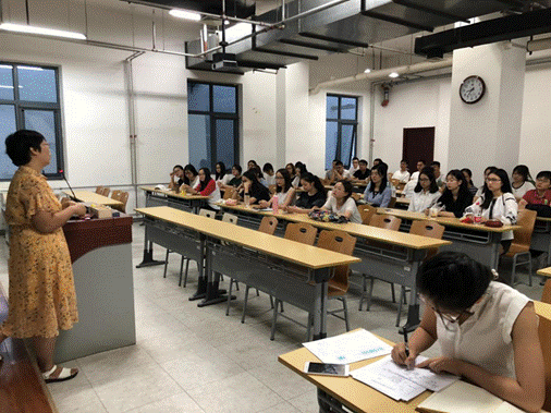 吃瓜网
2018级研究生新生入学教育成功举行