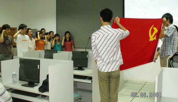 //web.51cgw8.net/html/files/2012/10/24/20121024105443942143235.jpg