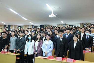 吃瓜网
一届二十任学生组织全体大会圆满结束