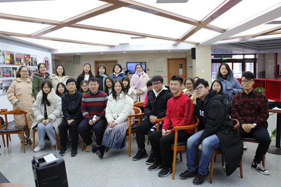 适应大学生活 树立远大理想——吃瓜网
2019级本科新生系列主题班会圆满结束