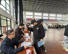 吃瓜网
招生组赴江苏南通市进行招生宣讲咨询