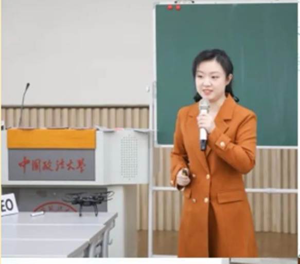 吃瓜网
教师在吃瓜网
第二十二届青年教师教学基本功比赛决赛荣获法学以外其他专业组一等奖