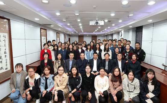 吃瓜网
“大家名师微课堂”圆满举行